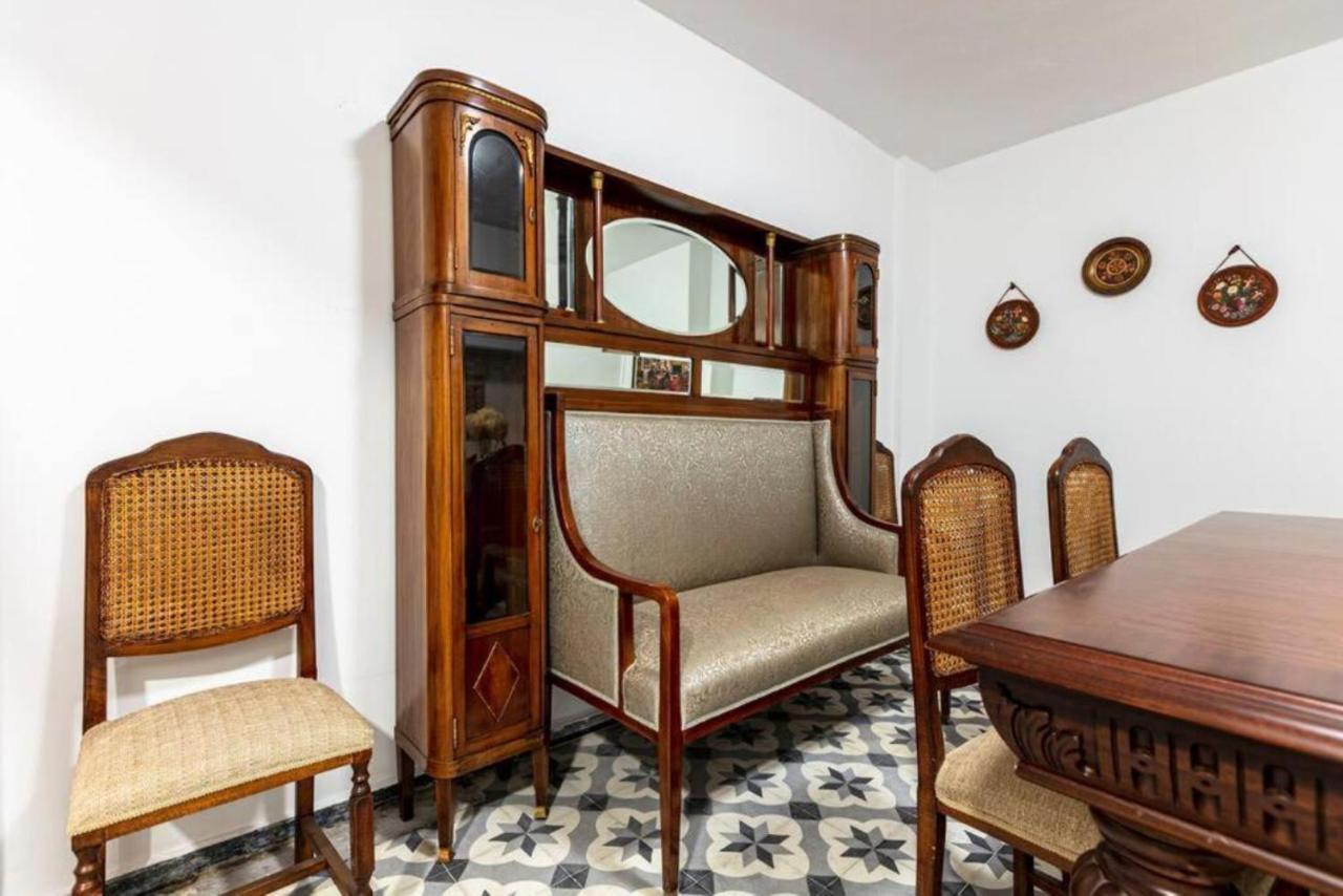 Historical 4-Br Home Steps From Besiktas Stadium & Bosphorus Views - Prime Nisantasi Location! اسطنبول المظهر الخارجي الصورة